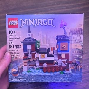 LEGO NINJAGO Micro Docks Set with Blue and Red